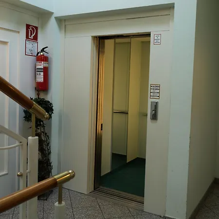 Garni Daniela Urich Hotel