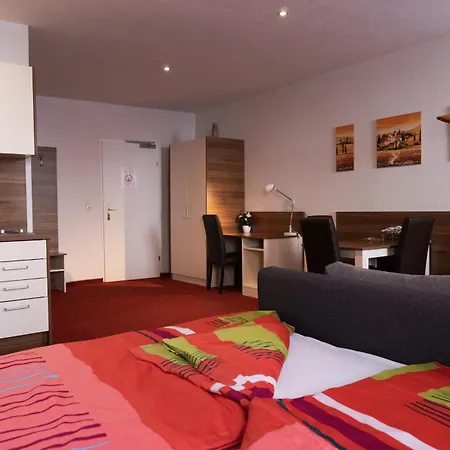 Garni Daniela Urich Hotell 3*