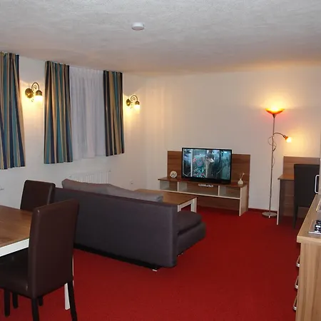 Garni Daniela Urich 3*